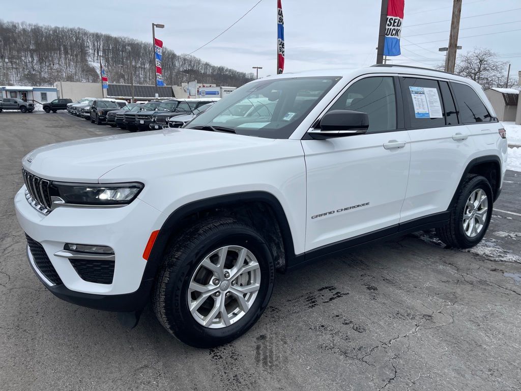 jeep grand cherokee 2023 1C4RJHBGXPC632204 image jeep grand cherokee 2023 1C4RJHBGXPC632204 image